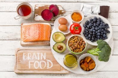 20 Best Brain Foods That Can SuperCharge Your Brain Power & Memory